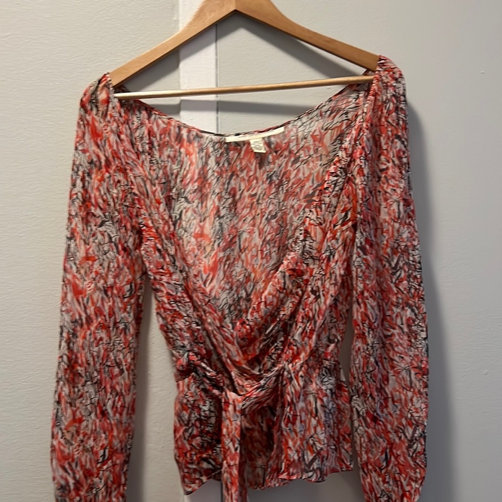 Diane vanFurstenberg silk blouse size 4